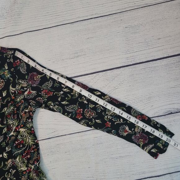 J.Jill Size XS Floral Peplum Hem Long Sleeve Tunic Top 100% Rayon Office - Picture 10 of 10